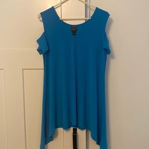 Clara sun woo cut out shoulder top